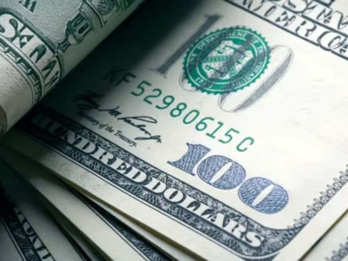 Esta es la suba diaria más pronunciada en cuatro meses, desde el 16 de enero, cuando el dólar blue llegó a los $ 1.225.