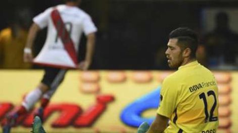 Con Rossi en el arco, Boca perdió tres y ganó uno contra River