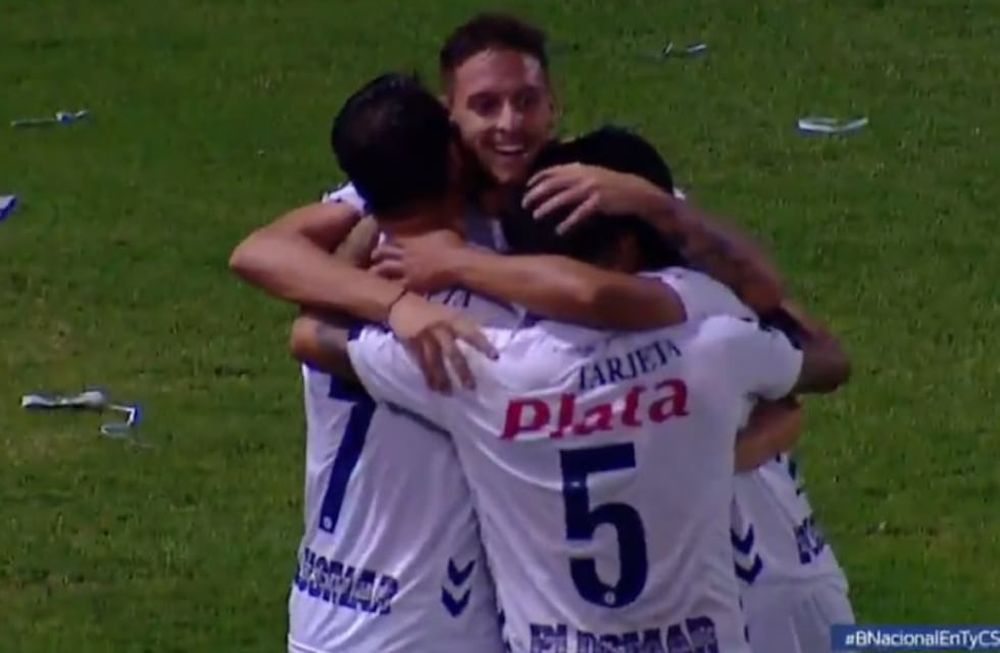 Quilmes le escapa al fantasma