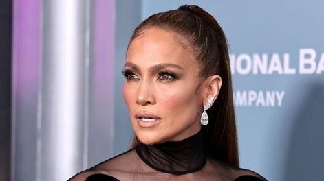 Jennifer Lopez contó sus trucos de belleza.