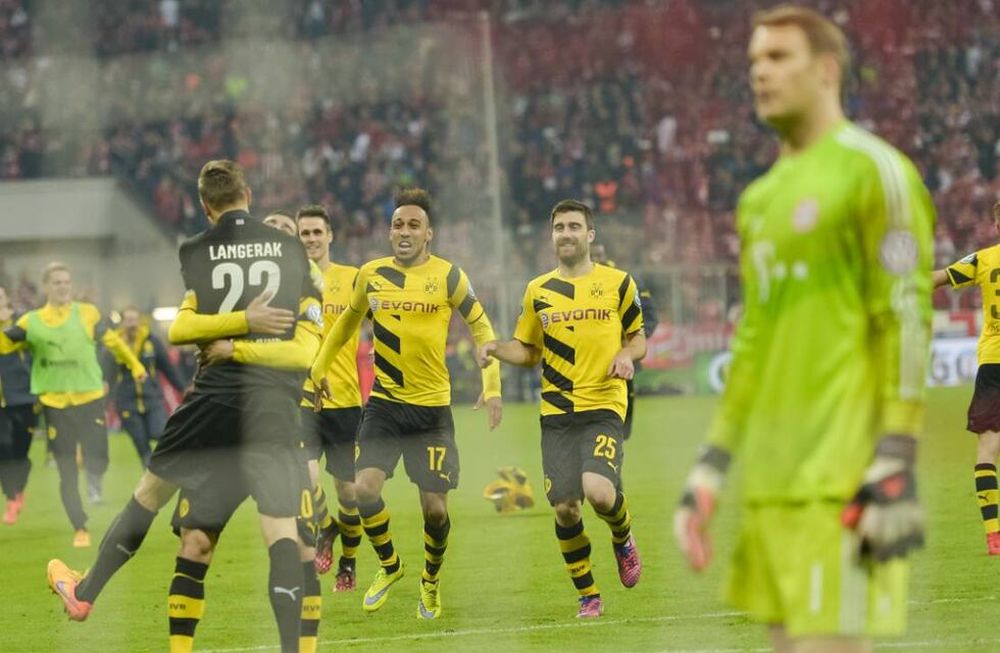 El Dortmund eliminó de la Copa de Alemania al Bayern y está en la final