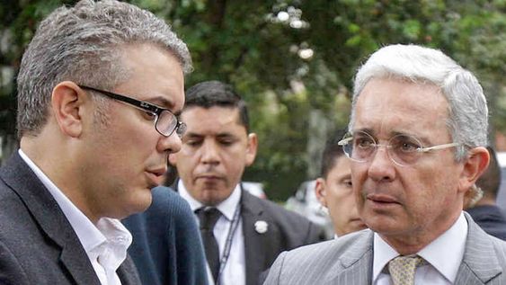 Los países latinoamericanos deberían seguir el ejemplo del presidente Iván Duque, y, como él, legalizar la presencia de las decenas de miles (o millones) de venezolanos que han llegado a sus playas.