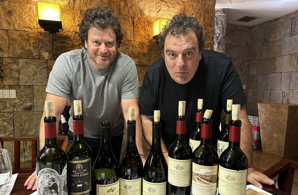 Los hacedores del vino argentino perfecto para el crítico estadounidense James Suckling.