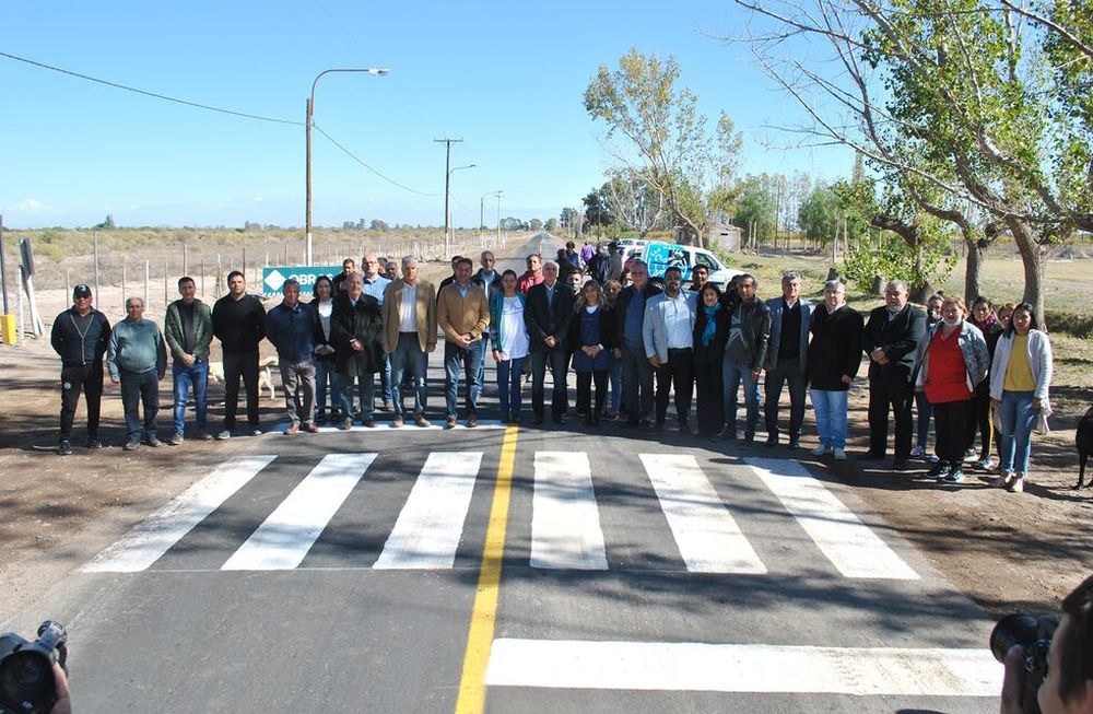 Nuevo pavimento para el circuito Los Charabones en San Martín