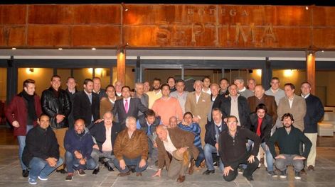 Club Gourmet Mendoza realizó su cena mensual en María Restaurante