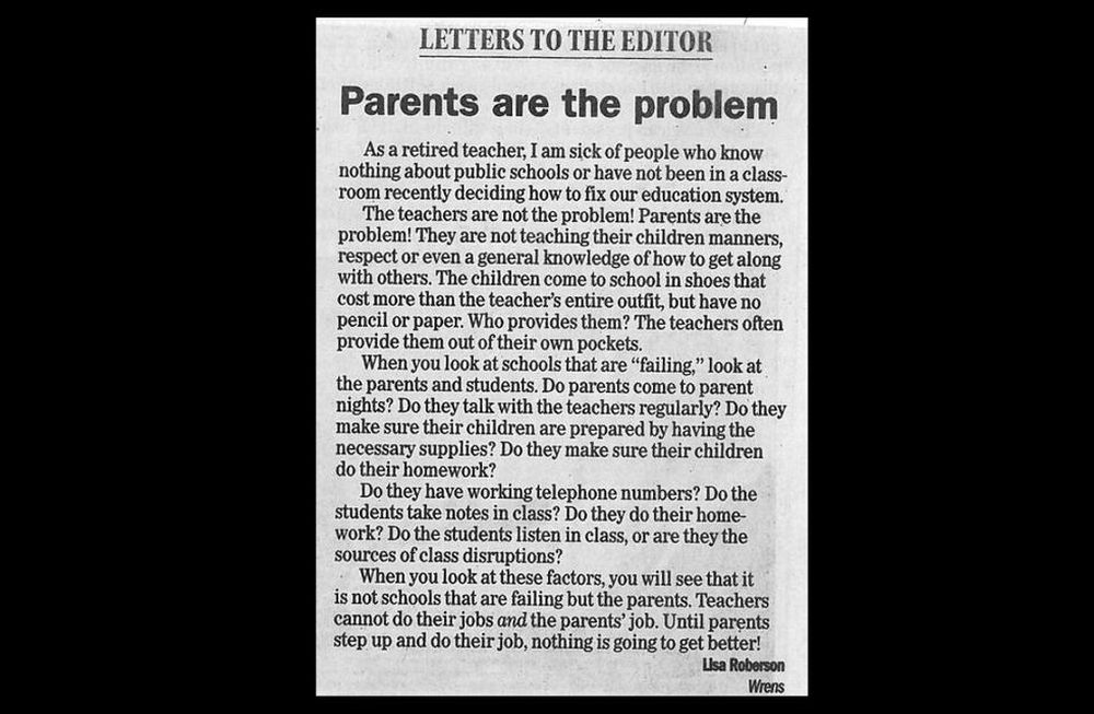 ¡Hasta que los padres den un paso al frente y hagan su trabajo, nada podemos hacer para mejorar!. asegura la docente. Foto: Facebook Tony Flowers