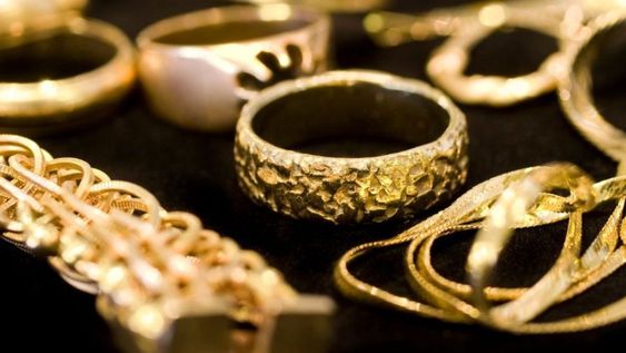 Los elementos que tenés en casa para limpiar tus joyas no perjudican el material.