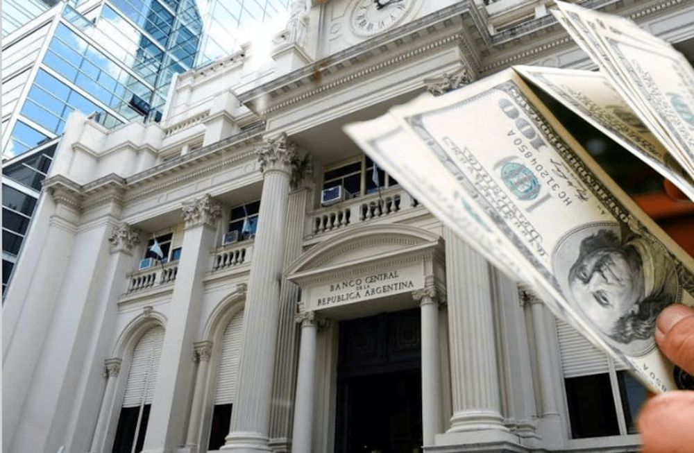 Lo que genera urgencia son las netas, es decir, los dólares constantes y sonantes que hay en las bóvedas o cuentas del Banco Central