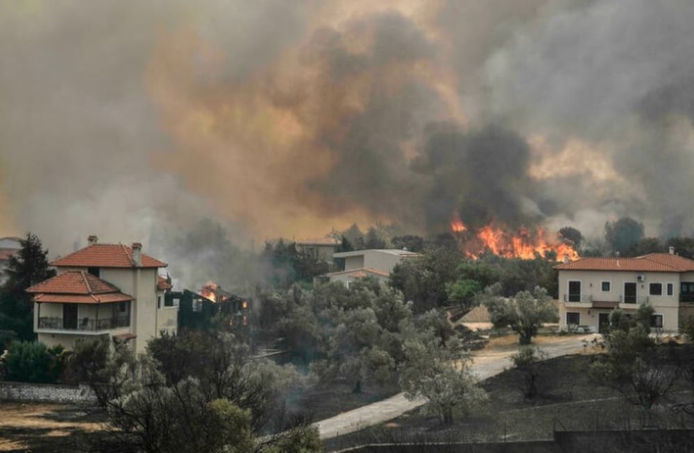 El país helénico tuvo que evacuar a 30 mil personas en Rodas, el procedimiento más grande en su historia. Gentileza.