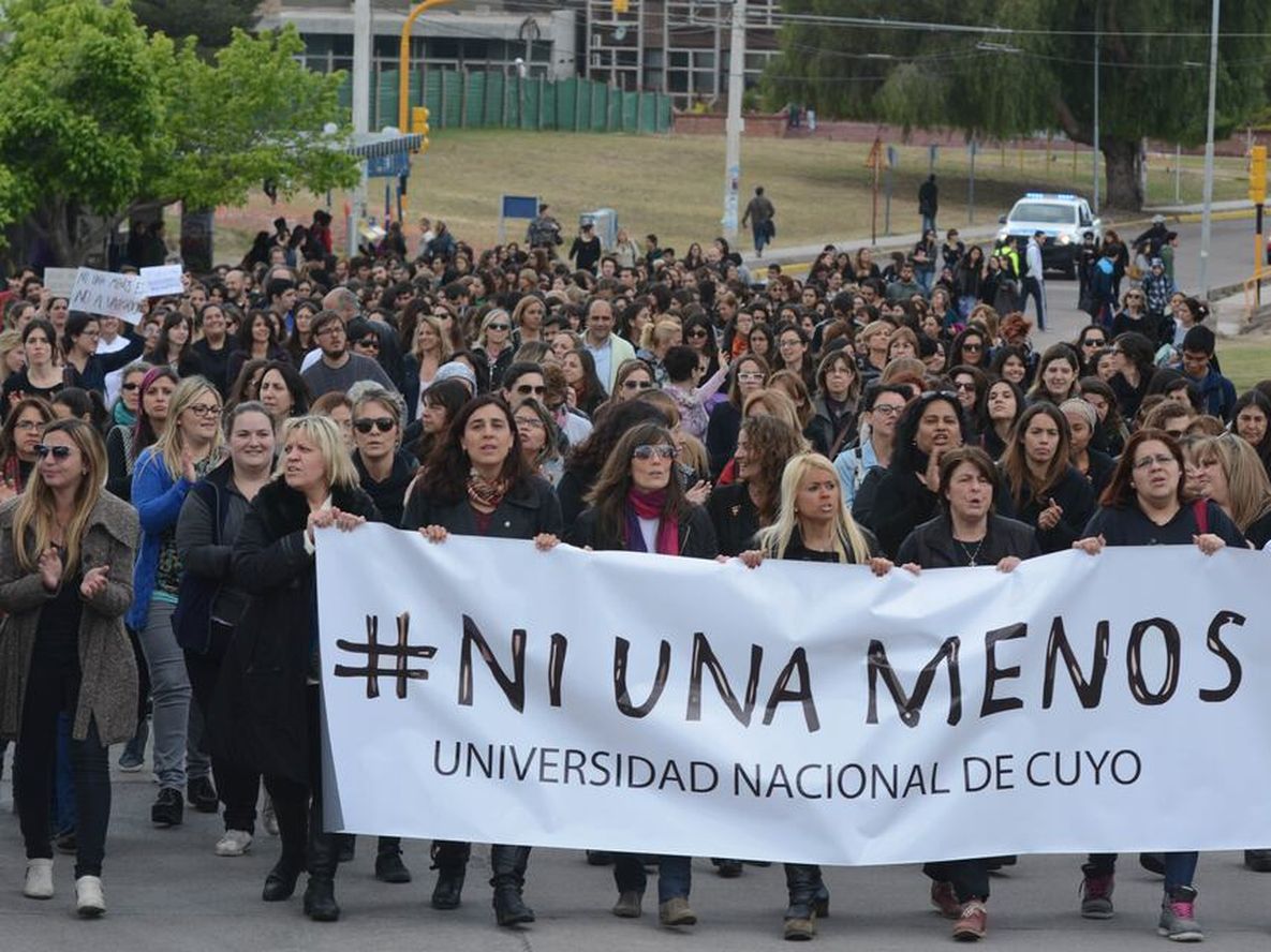 Causas culturales  de la violencia  contra las mujeres - Por Héctor Ghiretti