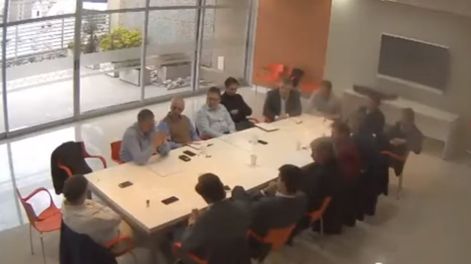 Los Andes | La reunión donde se habló de armar causas judicial y que se muestra en el video (Captura de video).