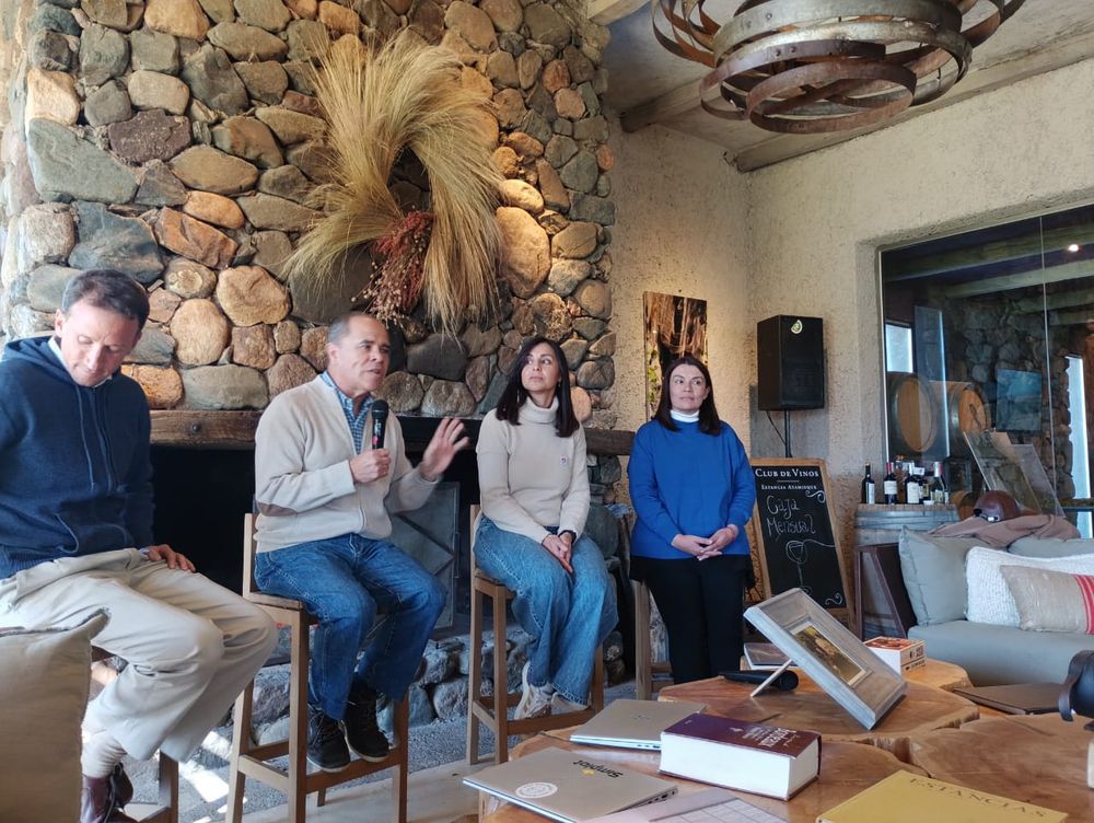 Roxana González, Claudio Galmarini, Mariela Díaz Sambueza y otro referente del INTA participaron del segundo conversatorio: La papa como alimento