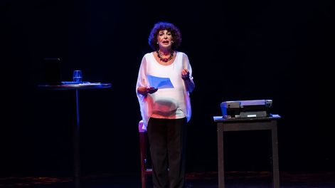 Los Andes | La actriz Gabriela Acher presenta su unipersonal en nuestra provincia.