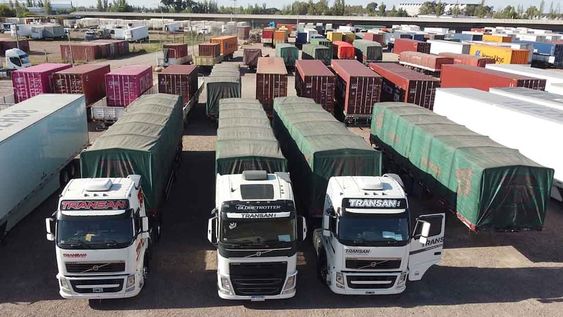 Hub Logistico:  la obra generará nuevas fuentes laborales, dado que el nuevo polo podría recibir hasta 10.000 camiones.