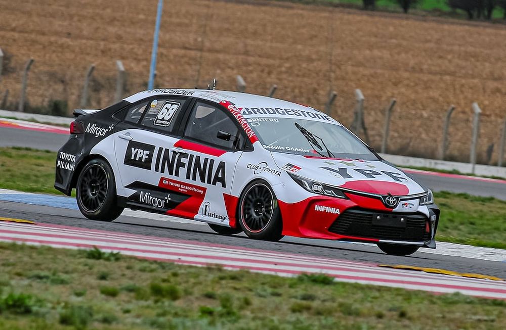 El piloto mendocino, Julián Santero (Toyota) finalizó en el quinto lugar en el trazado de Toay, La Pampa y se metió en la lucha por el campeonato.