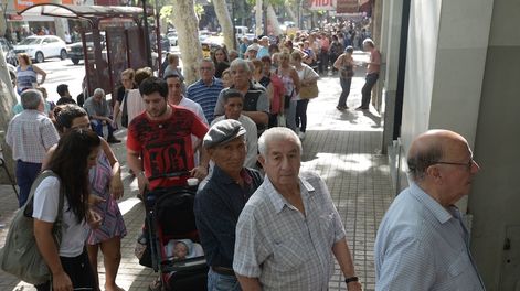 Bono a jubilados: se pagará en febrero y será de $55.000