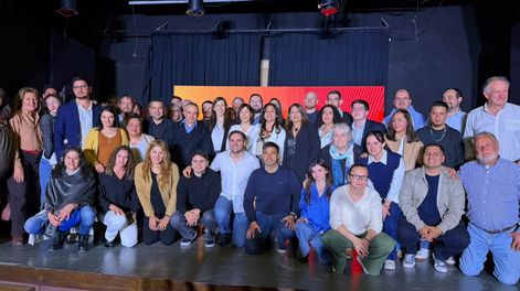 El partido presentó sus nuevas autoridades en Luján de Cuyo, reivindicó la unidad interna y planteó la formación de futuros funcionarios.