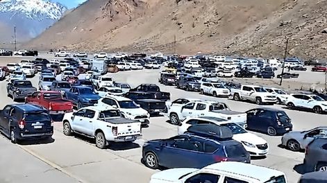 Intenso movimiento de Chilenos en el paso internacional hacia Mendoza. Foto: Gentileza