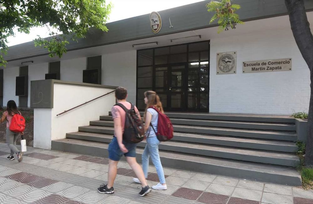Ingreso a los colegios de la UNCuyo: cómo acceder a las clases y trabajos de nivelación obligatorios. Foto: José Gutierrez / Los Andes