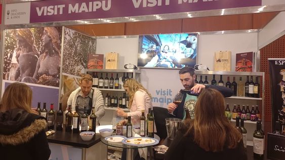 Maipú promociona su potencial turístico y gastronómico en Córdoba