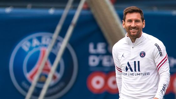 Leo Messi está feliz. El domingo 29 de agosto debutará oficialmente con la camiseta del PSG. Leo Messi está feliz. El domingo 29 de agosto debutará oficialmente con la camiseta del PSG.