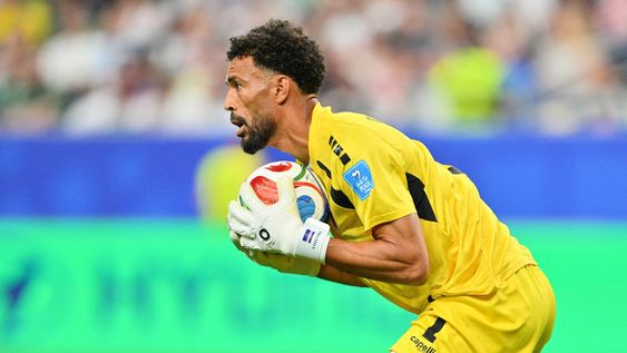 Vozinha arquero de Cabo Verde que antes del Mundial 2026 hizo declaraciones en las redes alabando a Lionel Messi Vozinha arquero de Cabo Verde que antes del Mundial 2026 hizo declaraciones en las redes alabando a Lionel Messi