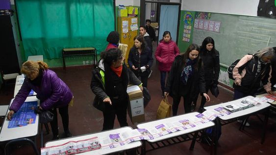 Habrá hasta 17 boletas en el cuarto oscuro en las próximas elecciones PASO. Imagen Ilustrativa. Archivo / Los Andes Habrá hasta 17 boletas en el cuarto oscuro en las próximas elecciones PASO. Imagen Ilustrativa. Archivo / Los Andes