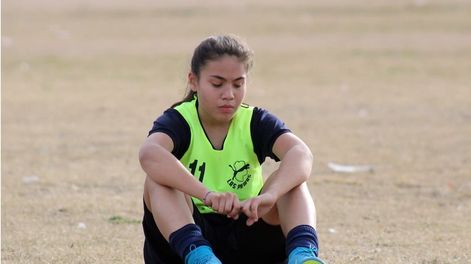 Una de cal y otra de arena en el fútbol femenino