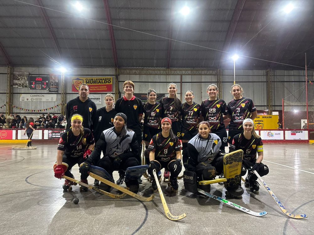 Hockey patín: Equipo de primera de Leonardo Murialdo damas, que es el anfitrión en el campeonato Argentino de clubes.