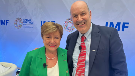 Kristalina Georgieva y Federico Sturzenegger durante el World Bank Spring 2025.