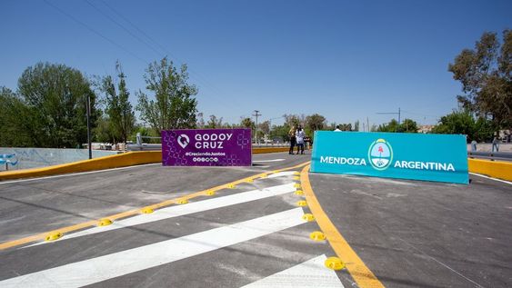 Junto a vecinos de la zona, se habilitó el puente Juncal que une Ciudad y Godoy Cruz