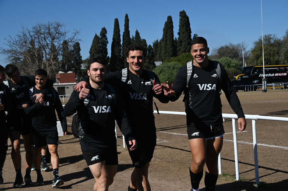 Rodrigo Isgró (al centro), nativo di Mendoza, farà parte del XV titolare della nazionale contro la Nuova Zelanda.