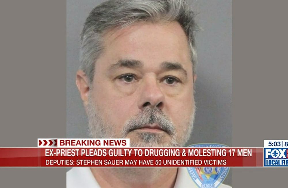 En su vivienda, el abusador guardaba fotos y videos de las víctimas, entre ellos, imágenes de documentos con información personal. Foto: Medio Fox 8, Local First.