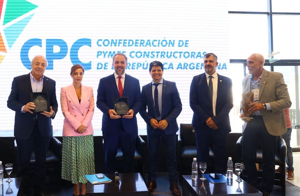 Stevanato fue distinguido por tres entidades empresariales