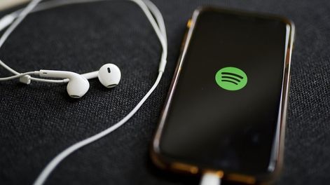 Usuarios reportaron una caída global en Spotify y las redes estallaron de memes