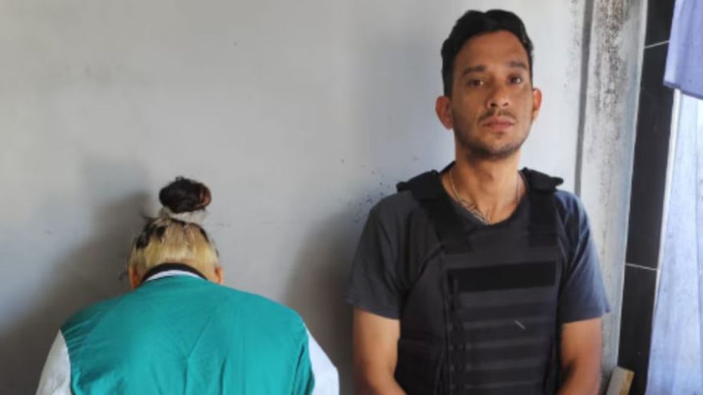 Adolescente detenida luego de asesinar a su novio a puñaladas. La familia de la victima denuncia situaciones de violencia previas.&nbsp;