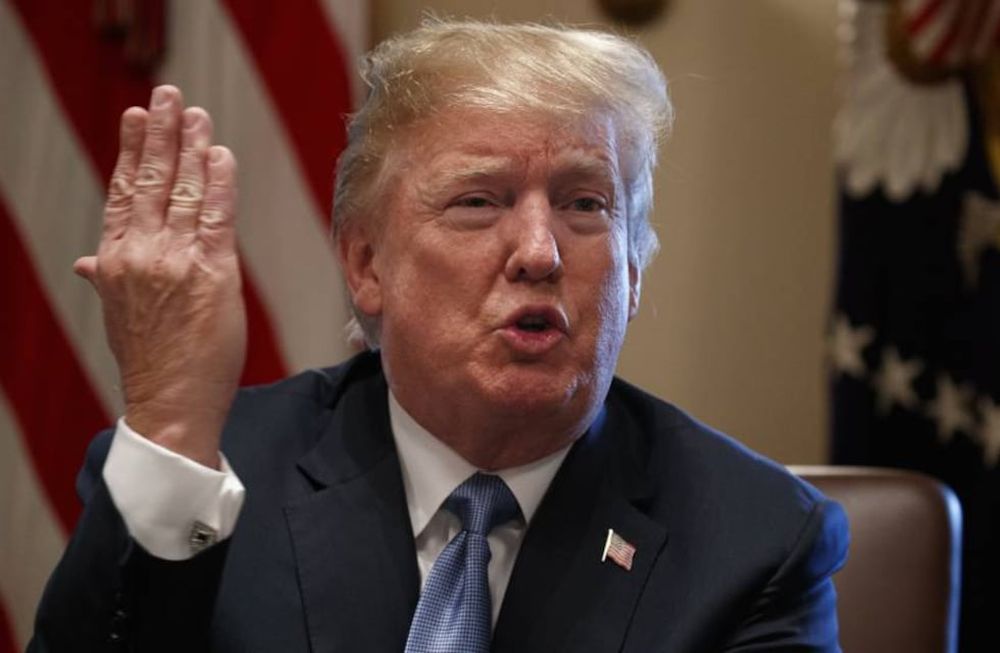 Polémica por una burla de Trump a víctima de acoso