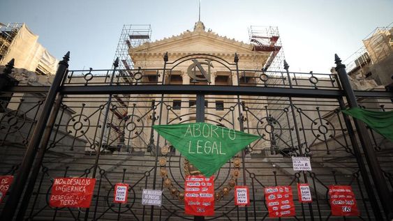 Alberto Fernández ratificó su compromiso de legalizar el aborto en el país