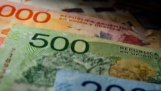 El ingreso de los trabajadores informales no pudo ganarle a la inflación en 2021.