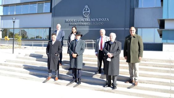 Los sierte miembros de la Suprema Corte, en su visita al flamante polo judicial. Se vivió otro clima, distinto al de 2020, cuando la grieta judicial se mostraba descarnada.