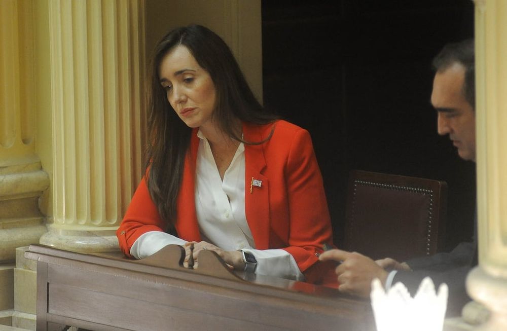 La vicepresidenta Victoria Villarruel encabezó su primera reunión de Labor Parlamentaria (Foto: Federico López Claro)