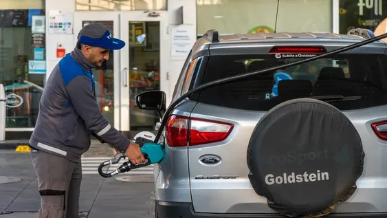 Domingo Franchetti señaló en Aconcagua Radio que se registra una caída interanual de combustibles en Mendoza del 5% al 7%.