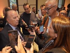 Alejandro Bulgheroni durantela presentación de sus vinos y bodegas en Buenos Aires. Alejandro Bulgheroni durantela presentación de sus vinos y bodegas en Buenos Aires.