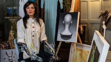 Los Andes | Ai-Da Robot, el primer robot humanoide artista del mundo.