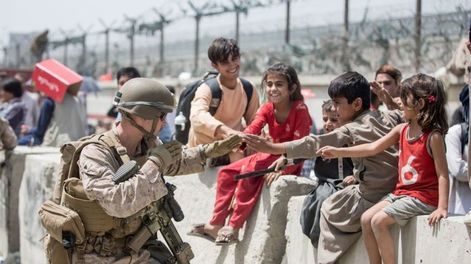 Los Andes | Niños evacuados de Kabul. Clarín