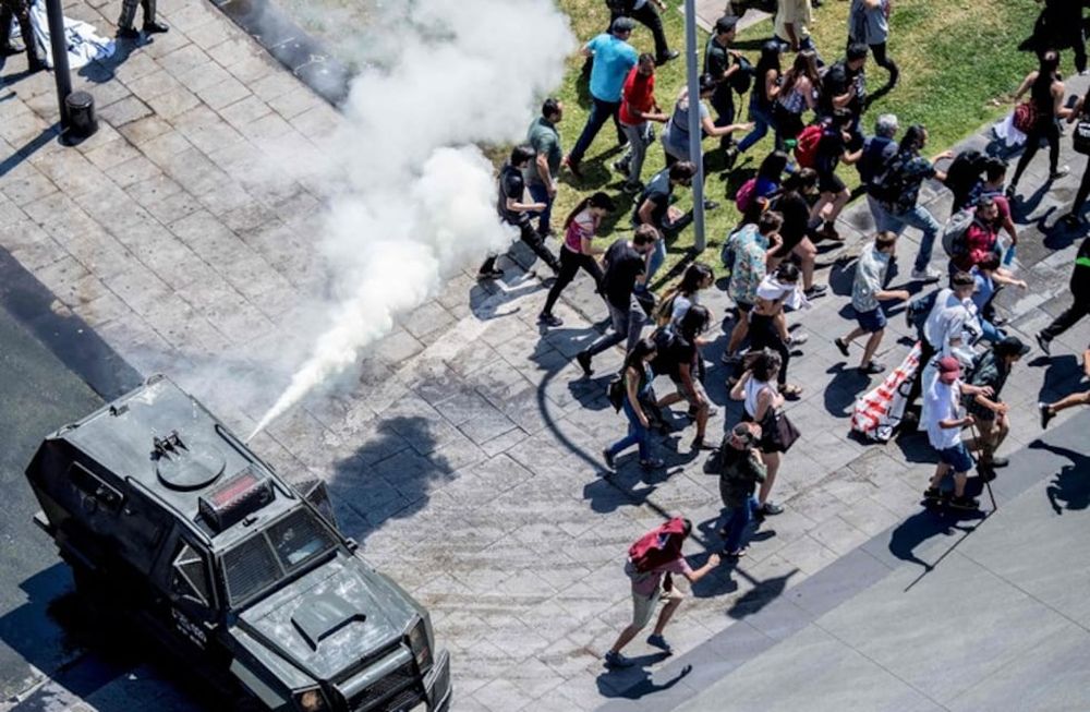 Tres activistas mapuches en la localidad de Cañete dispararon durante una protesta en Chile e hirieron de muerte a un joven de 21 años.
