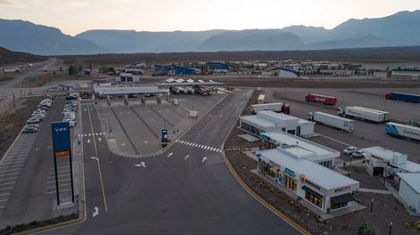 La YPF del Área de Control Integrado de Uspallata ya carga combustible con normalidad desde este jueves.