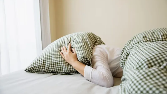 Qué significa odiar que te hablen por la mañana, según la psicología