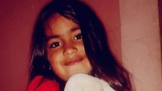 Guadalupe Lucero (5) se encuentra desaparecida desde el lunes, cuando fue vista por última vez en la vereda de la casa de su tía en San Luis. Más de 400 policías la buscan y hay controles minuciosos en los límites provinciales.