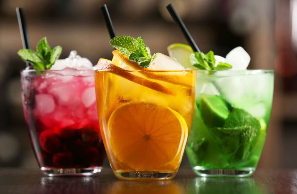 Tragos fáciles y deliciosos para acompañar la maratón de fin de semana. Fotografía ilustrativa.